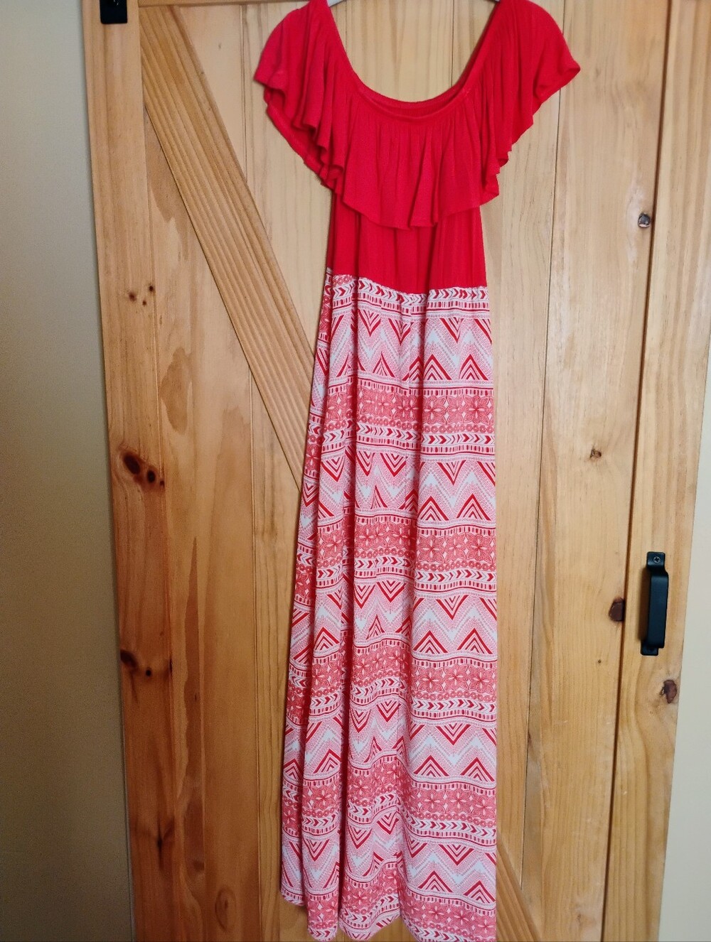Women's Medium Maxi Dress with Geometric Print